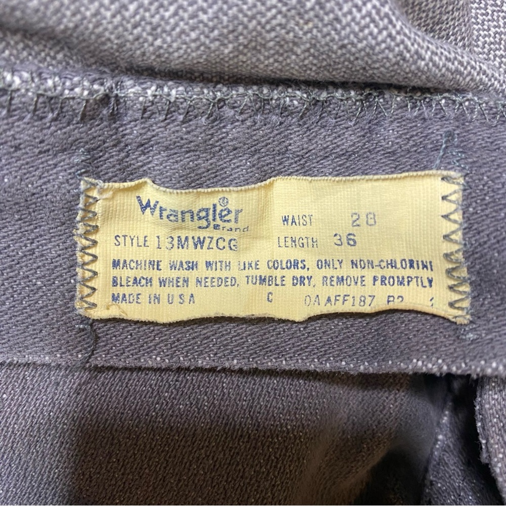 Vintage Wrangler Cut-Off Long Jean Shorts - Picture 7 of 11